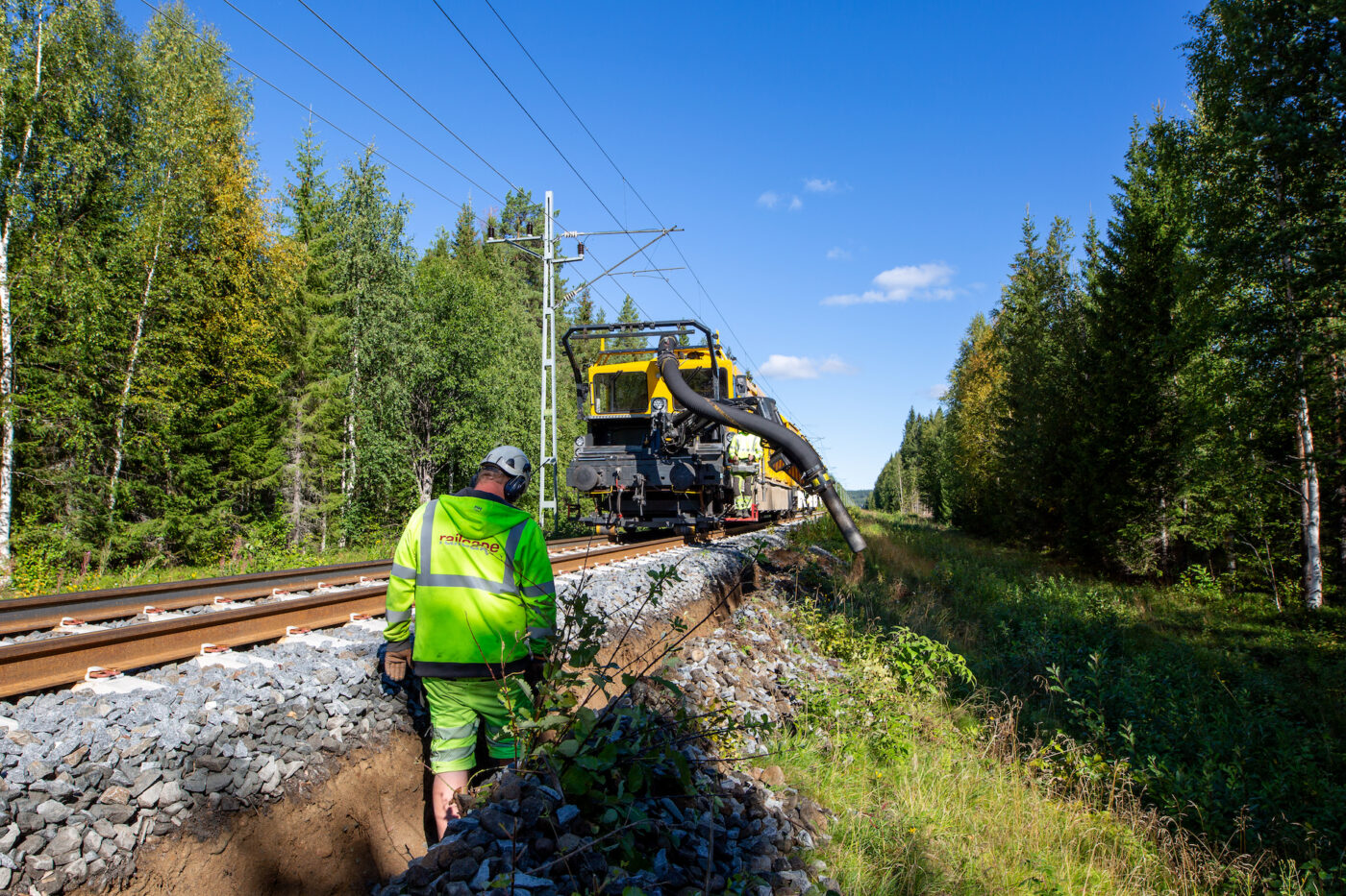 Railways in the north of Sweden are being upgraded, with battery-powered maintenance machines