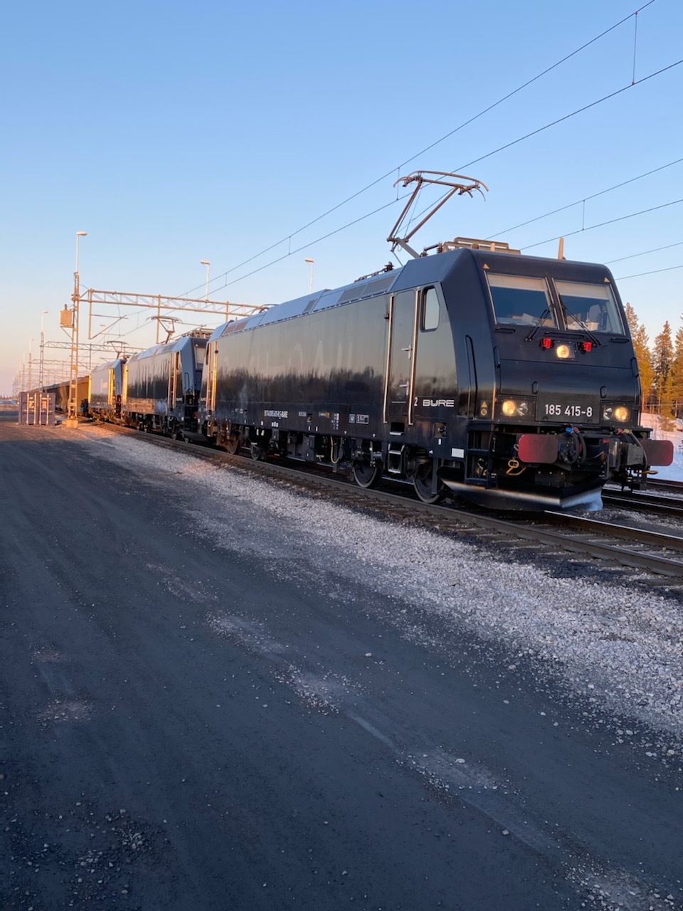 1000 iron ore trains