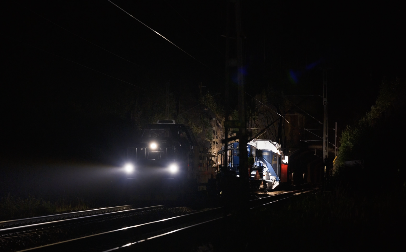 300 Metric Tonnes on Rails